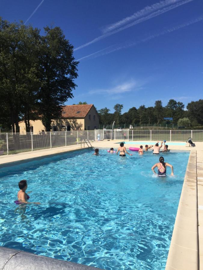 Camping Les Petites Minaudieres Coussay-les-Bois Exterior photo